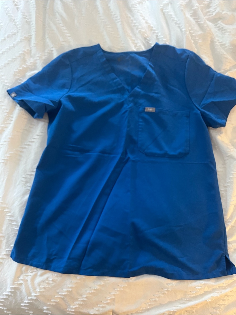 FIGS women’s scrubs set